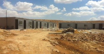 בית ספר פלסטיני בבניה בשטחי סי, קרדיט תנועת רגבים